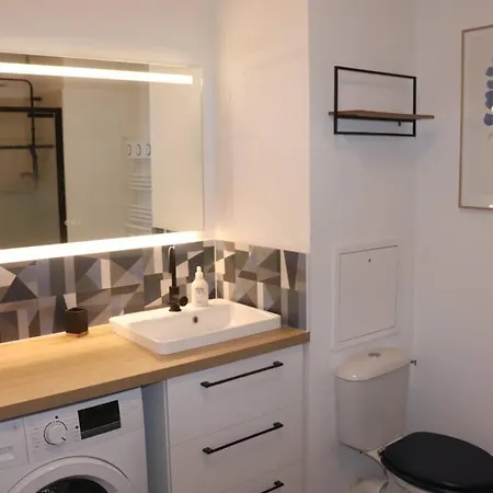 Appartamento Les Cèdres -tram A 50 Mètres, Bordeaux à 5 Minutes, Parking Cenon